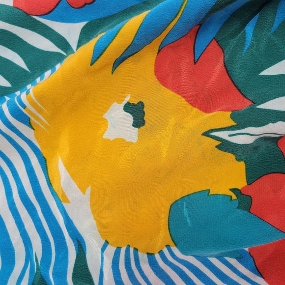 Neiman Marcus Vintage 100% Silk Tropical Print Blouse Size 8 - Picture 8 of 8